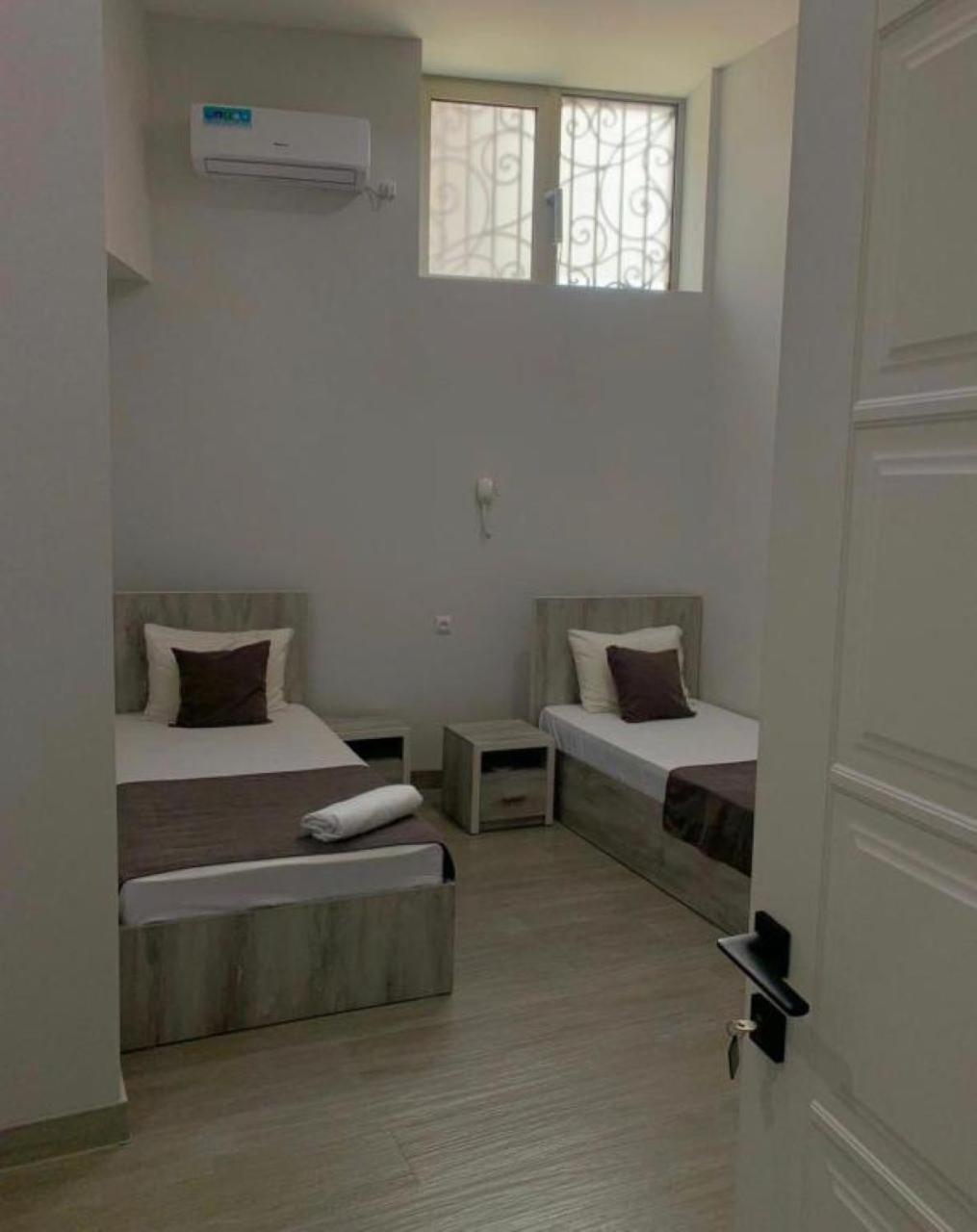 Hotel Menua Jereván Szoba fotó