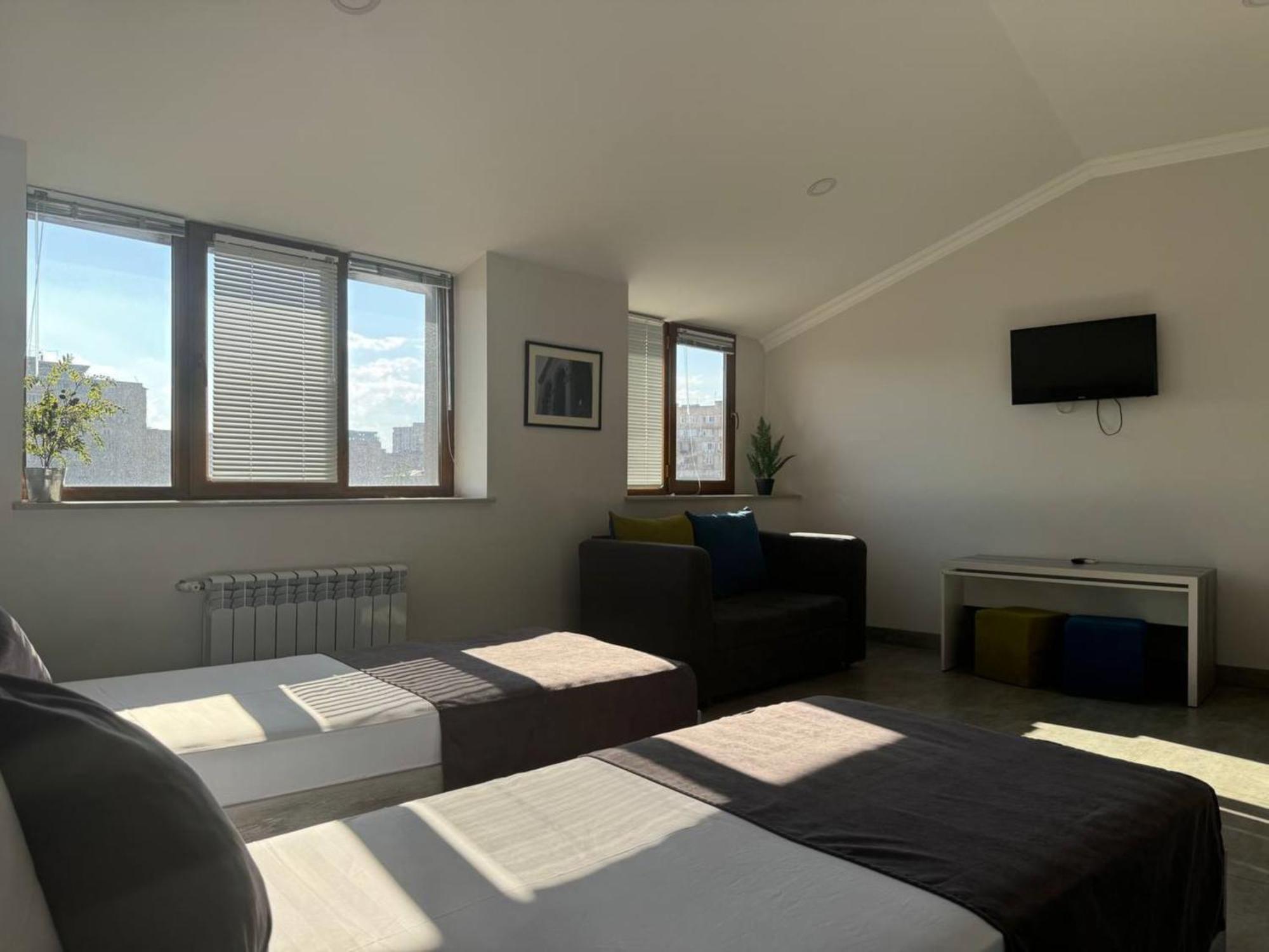 Hotel Menua Jereván Kültér fotó