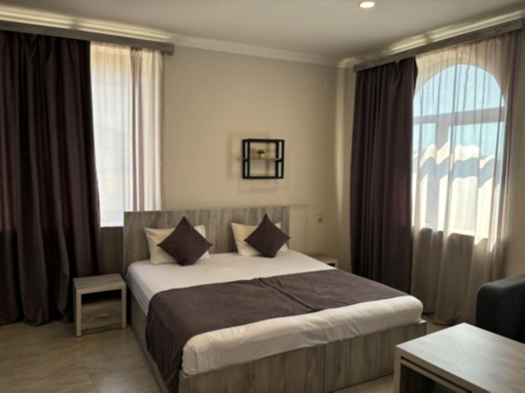 Hotel Menua Jereván Kültér fotó