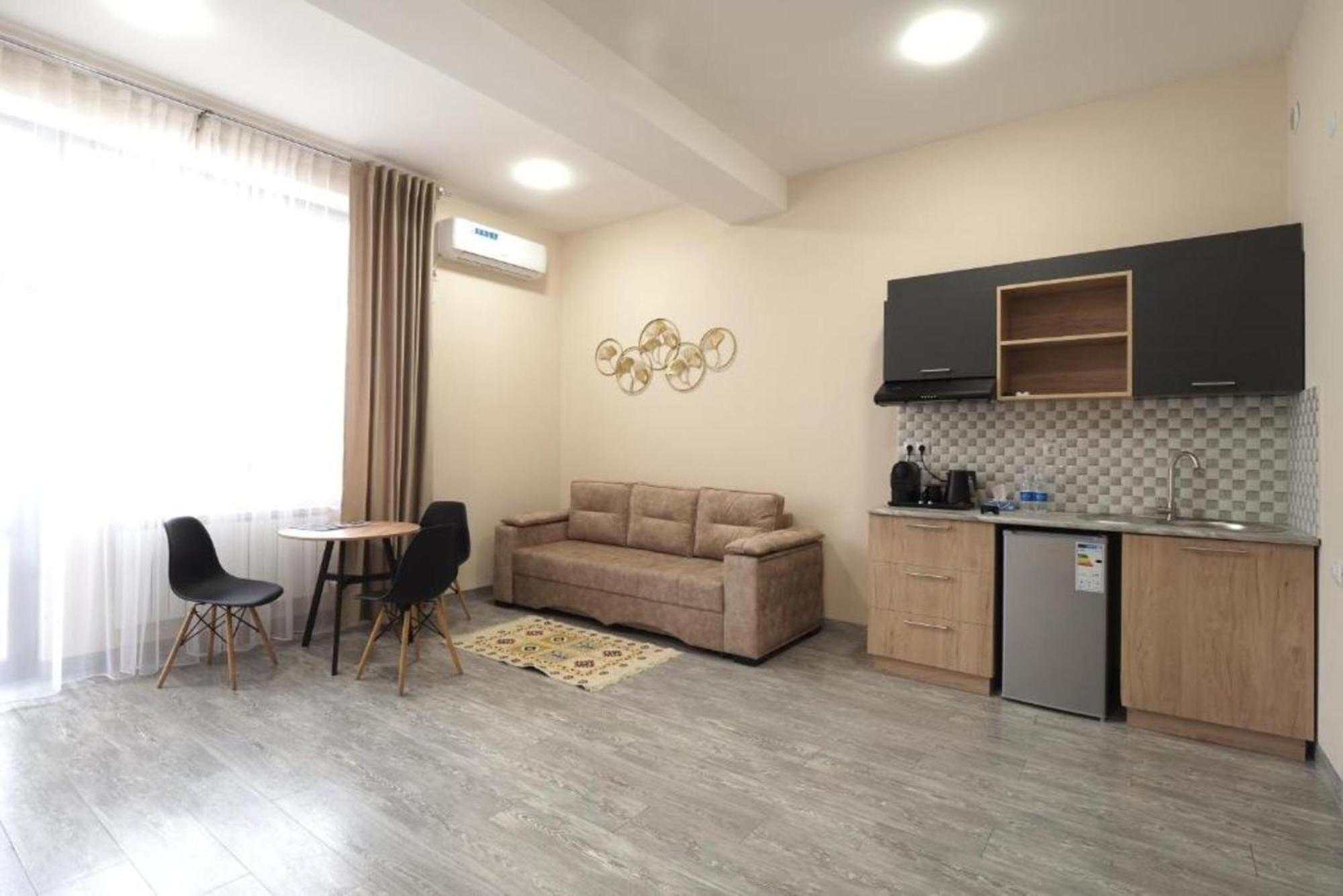 Hotel Menua Jereván Szoba fotó